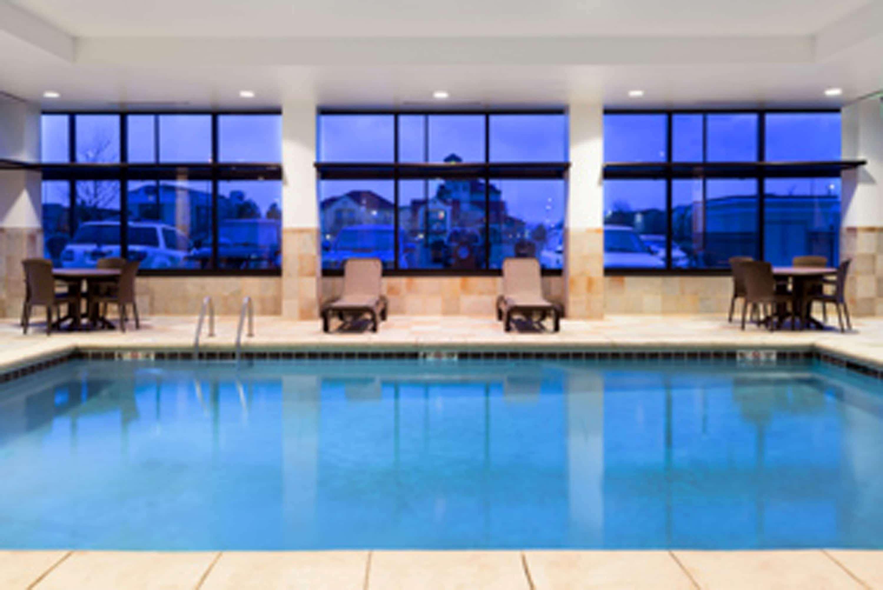 Baymont By Wyndham Denver International Airport Eksteriør billede