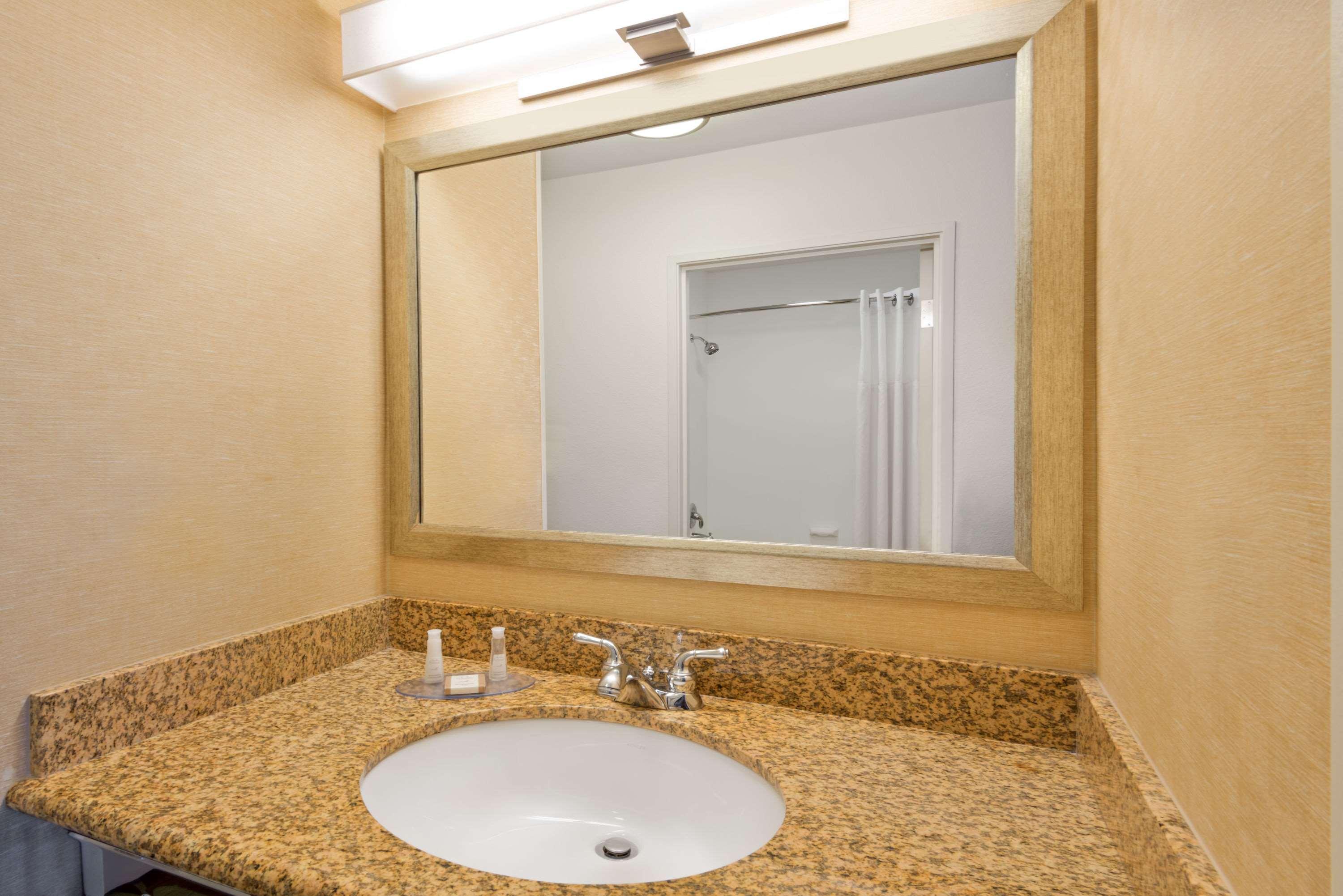 Baymont By Wyndham Denver International Airport Eksteriør billede